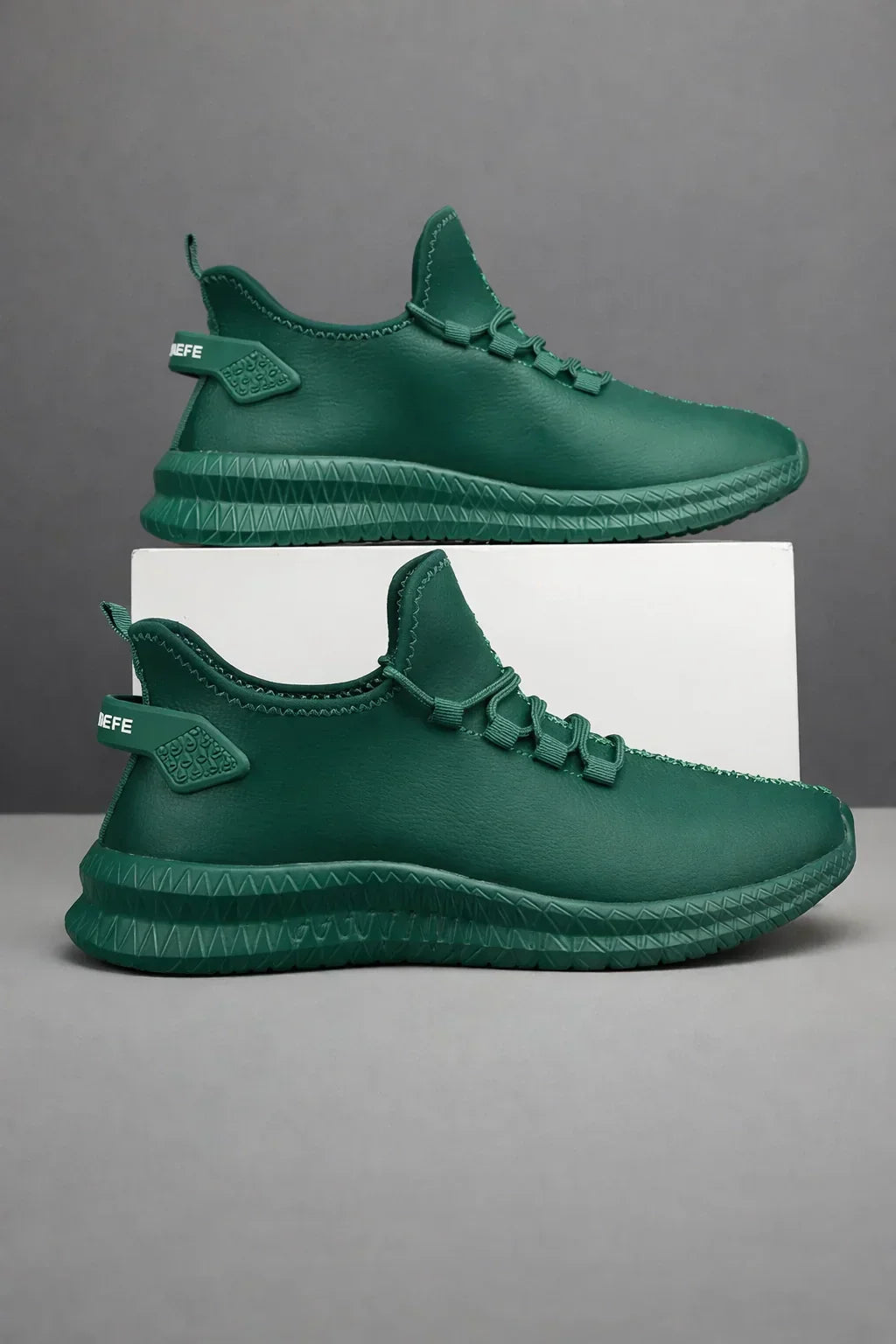 ElevateFlex Casual Sneakers