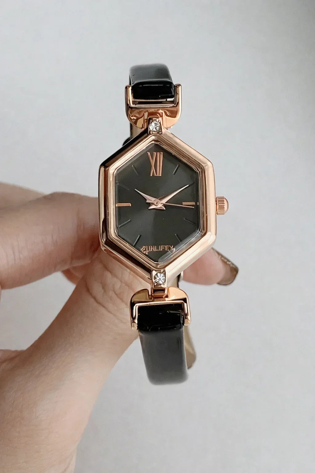 Lunara Rhombus Watch