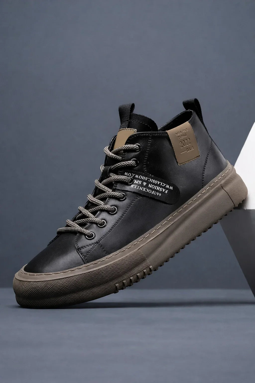 Stratford Modern Sneakers