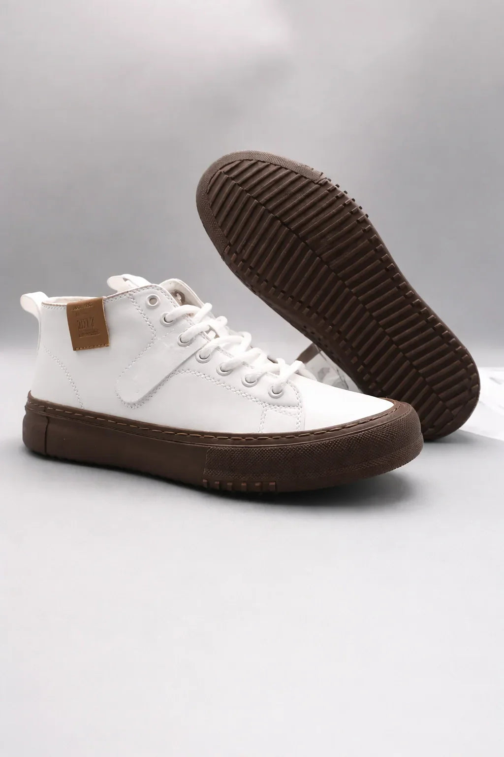 Stratford Modern Sneakers