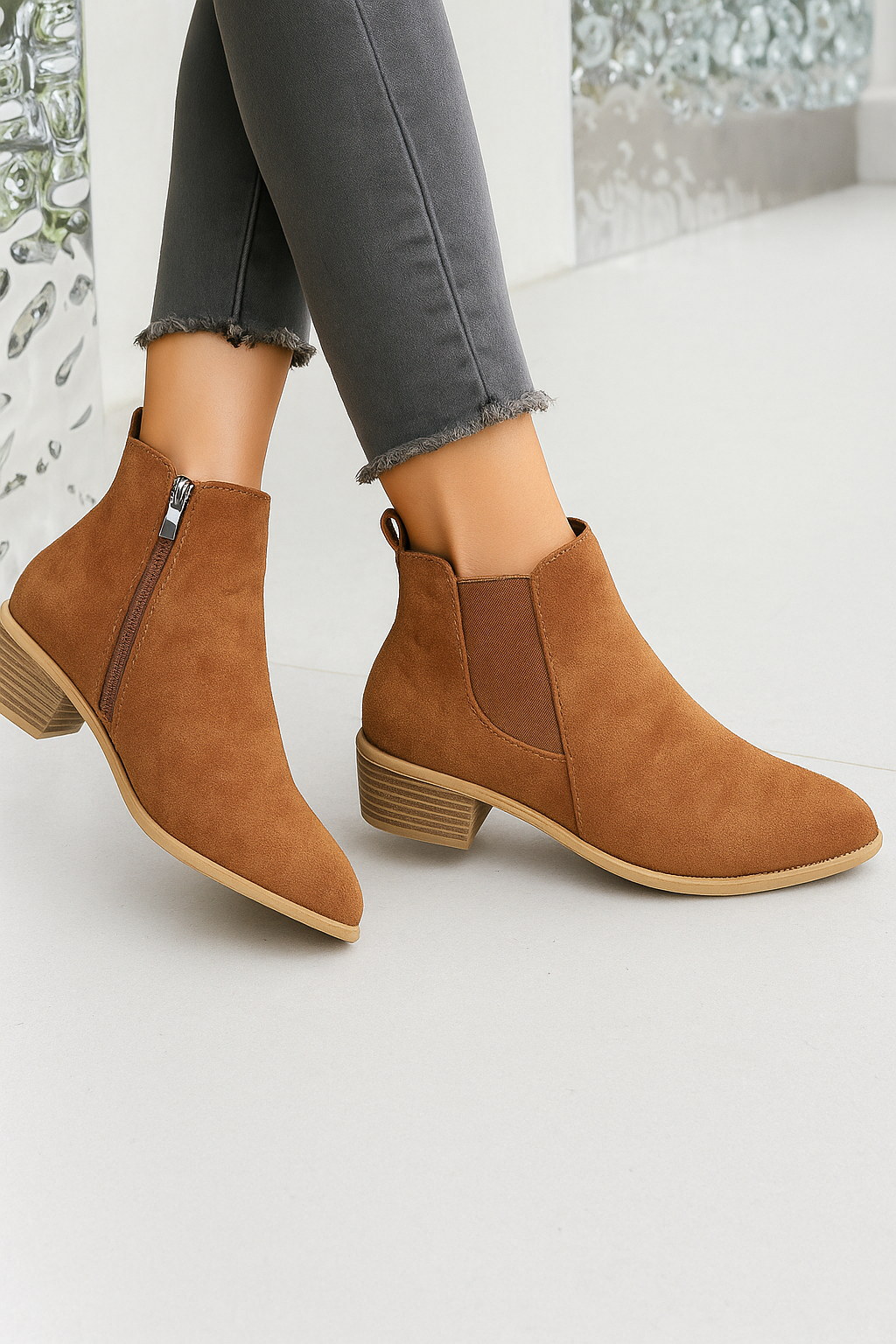 Vegan Suede Vila Boots
